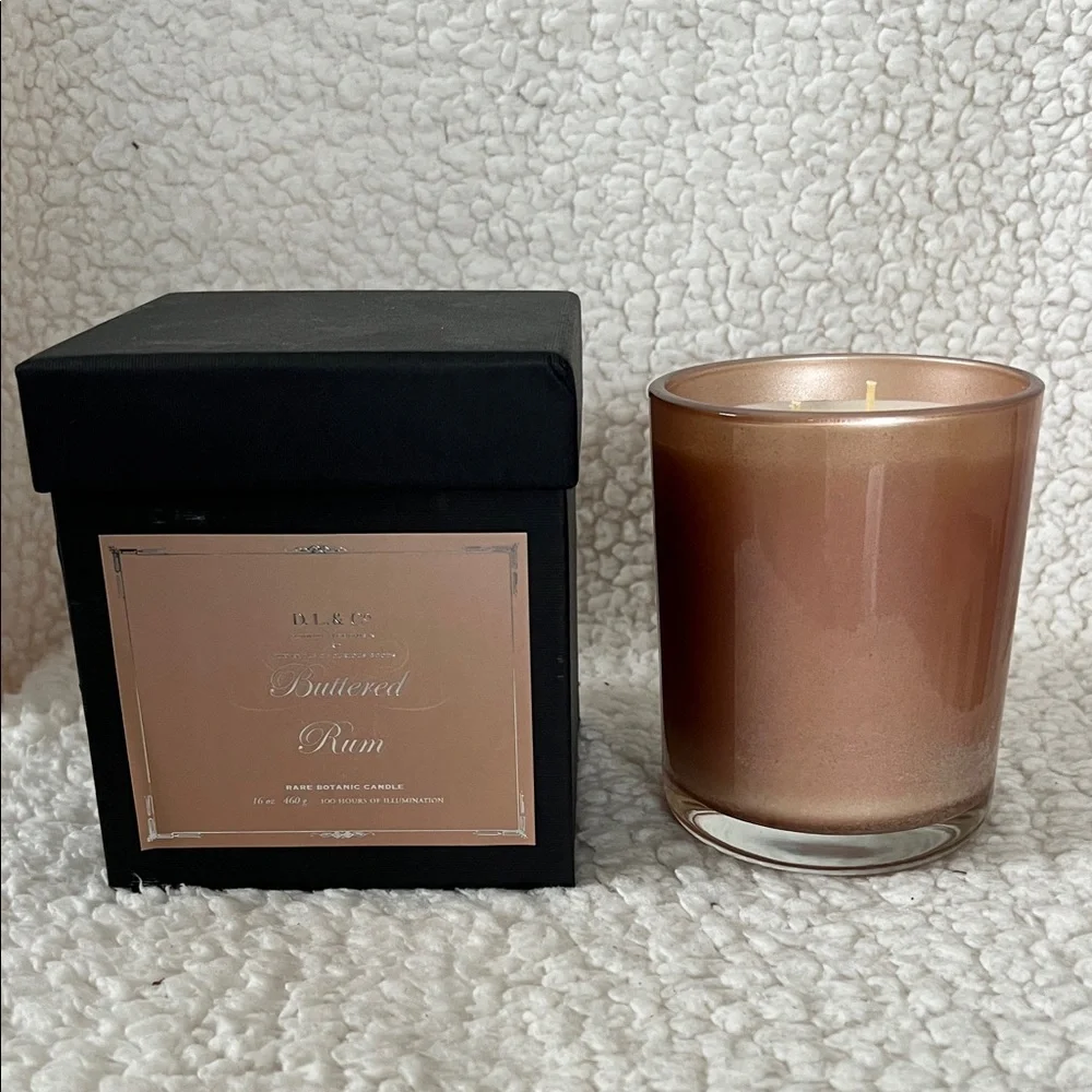 D.L. & Co Buttered Rum Scented Rare Botanical Candle. 16 oz - 2 wick - Picture 1 of 6